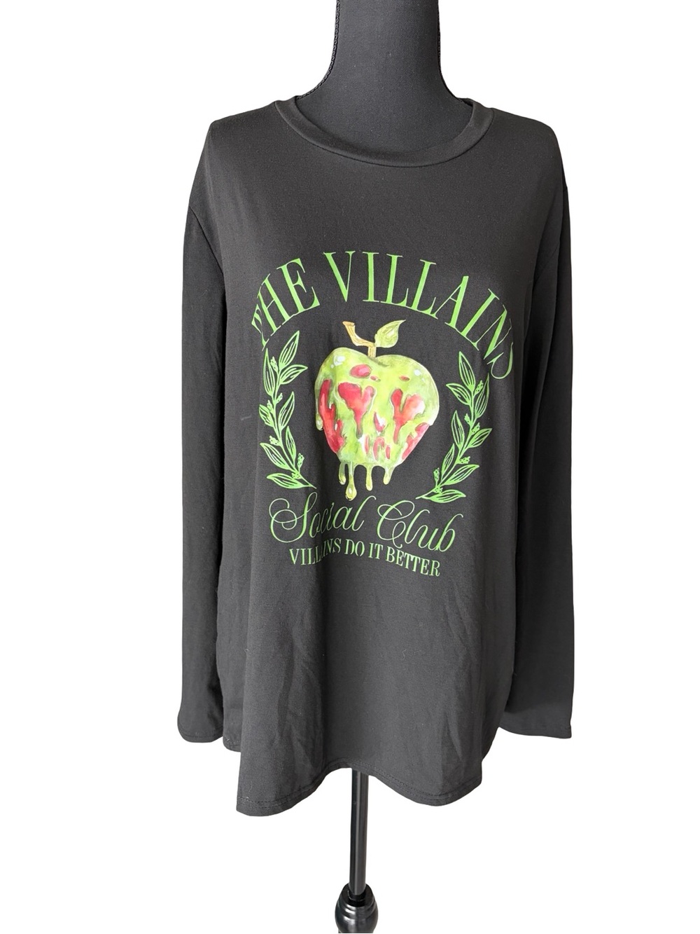 The Villains Social Club Black Graphic Long-Sleeve Tee
